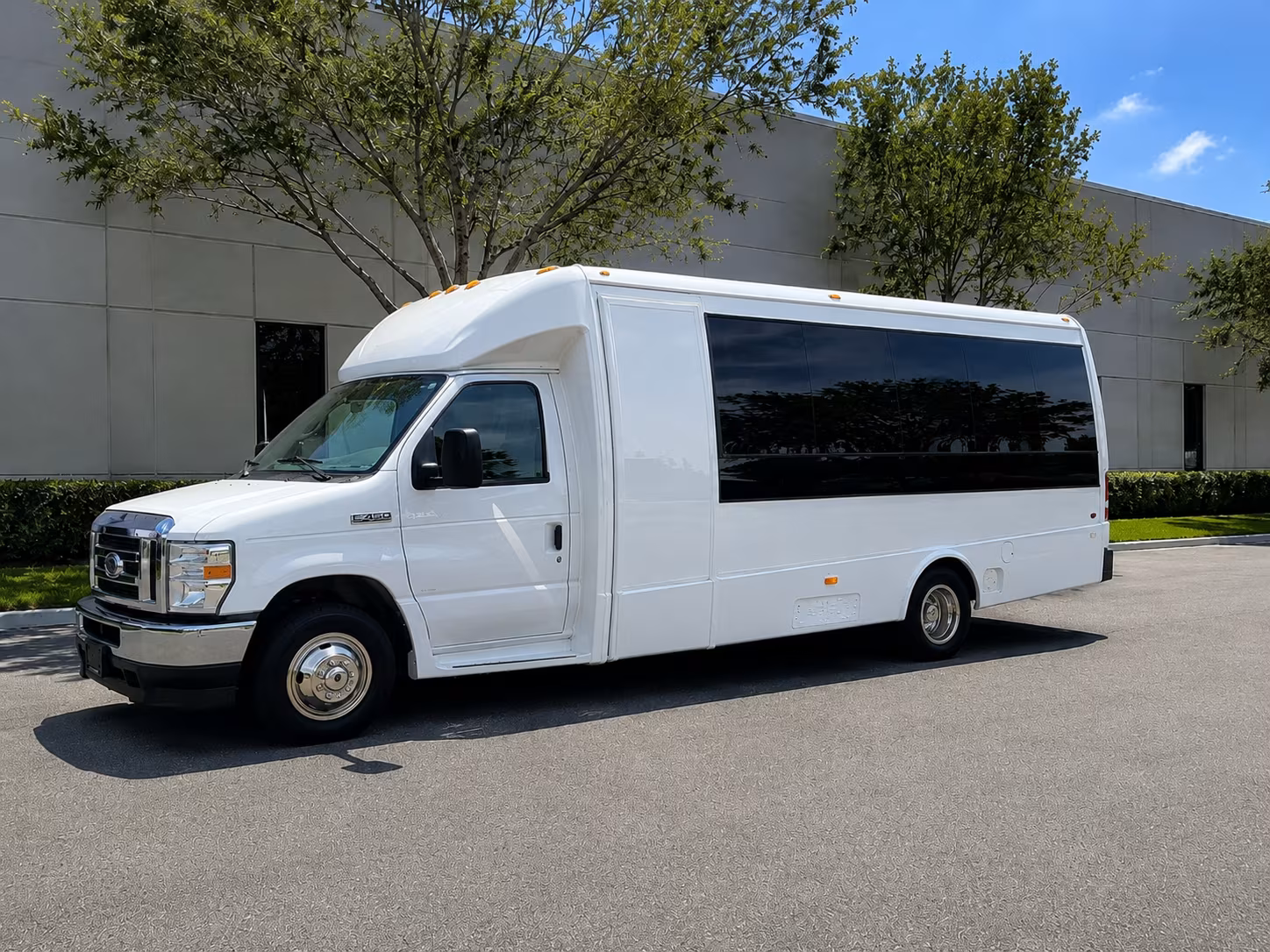 employee shuttle buses for marietta office parks and corporate campuses