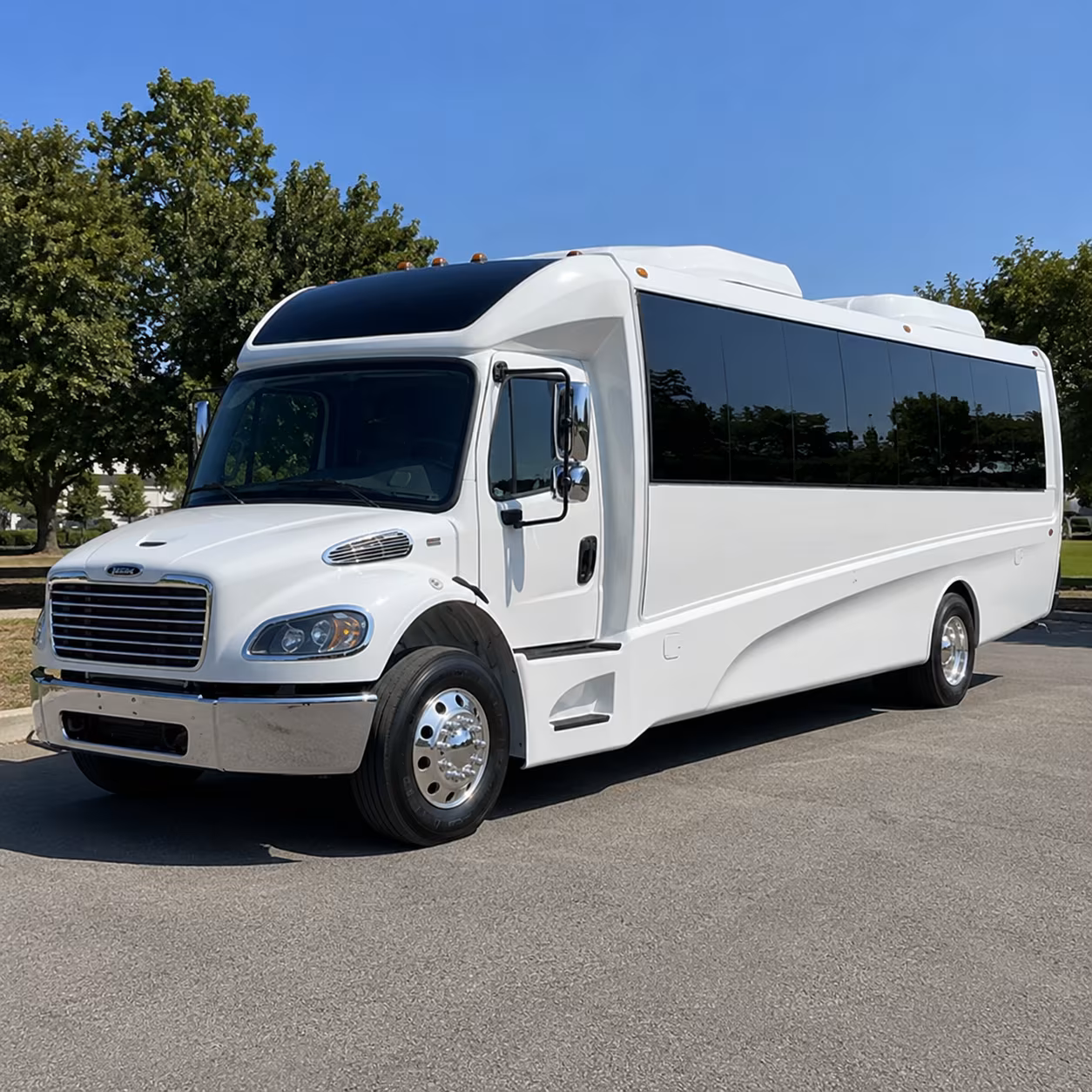 marietta 25 passenger minibus