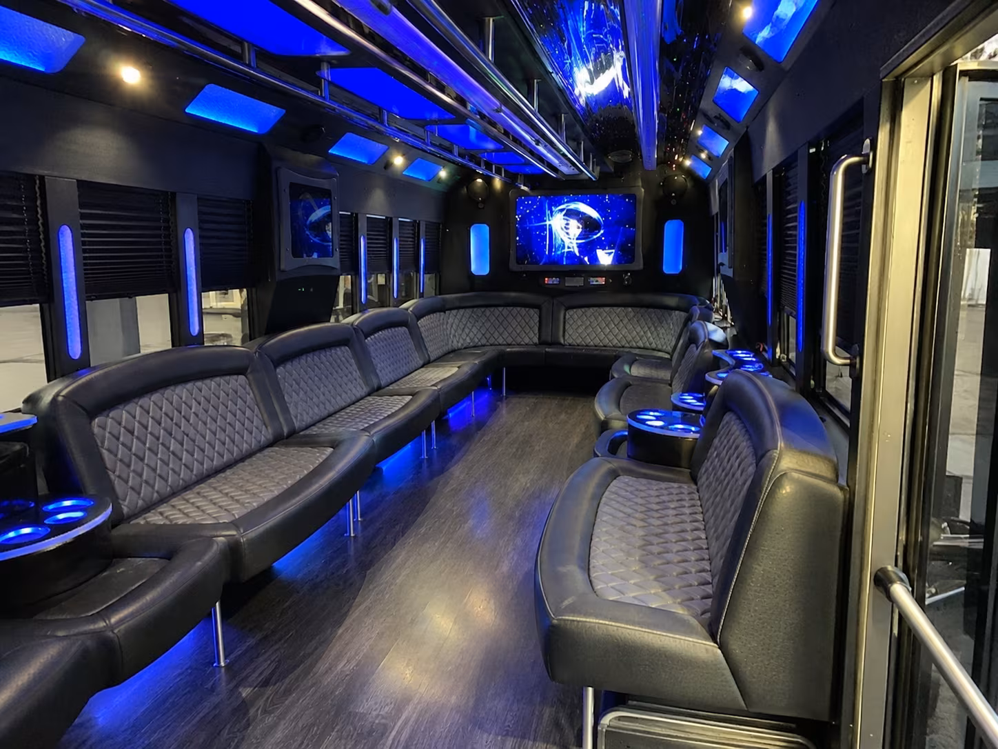 marietta 28 passenger party bus interior
