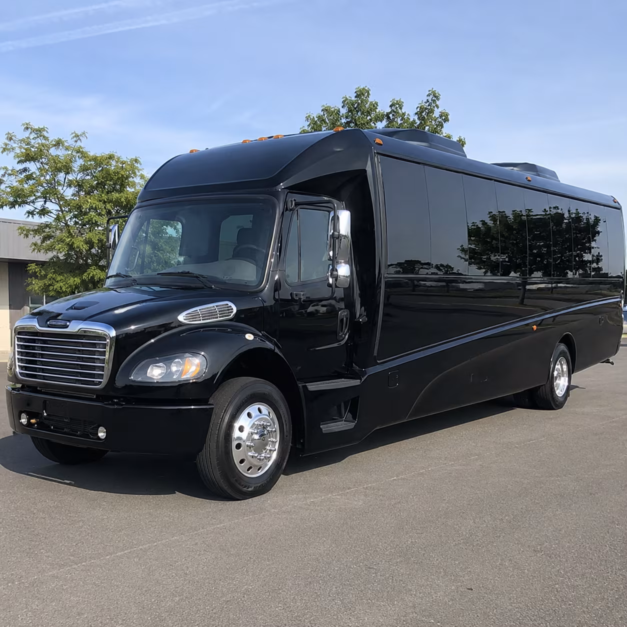 marietta 30 passenger minibus