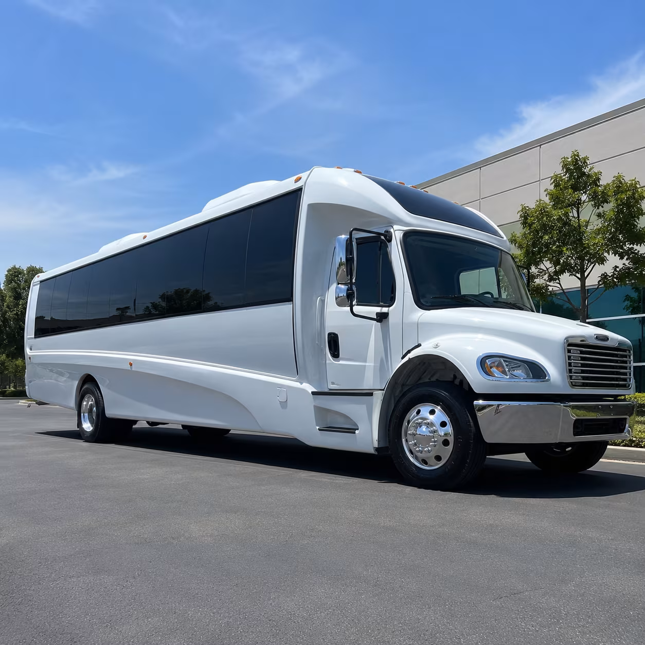 marietta 35 passenger minibus
