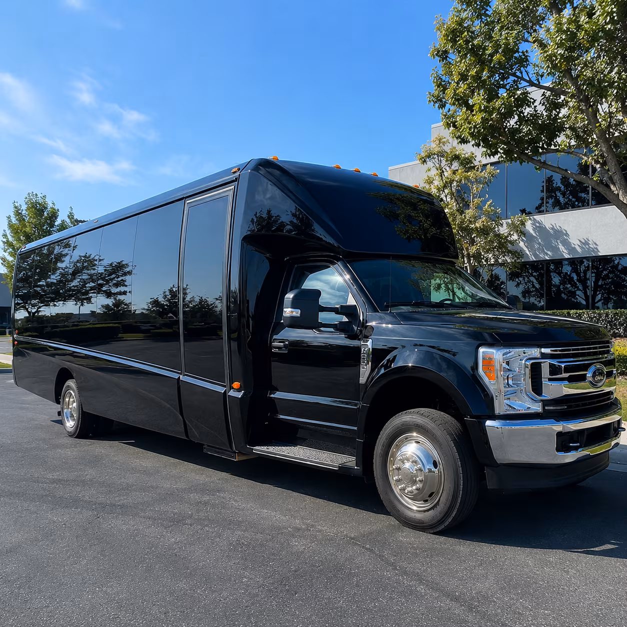 minibuses and charter buses for georgia tech yellow jackets games