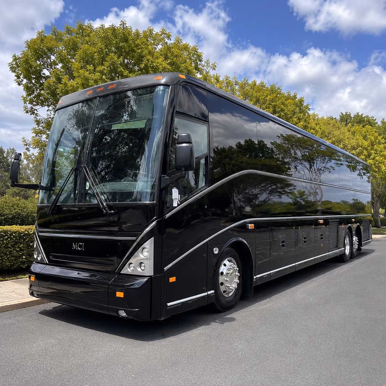 shuttle buses for marietta business parks and corporate campuses