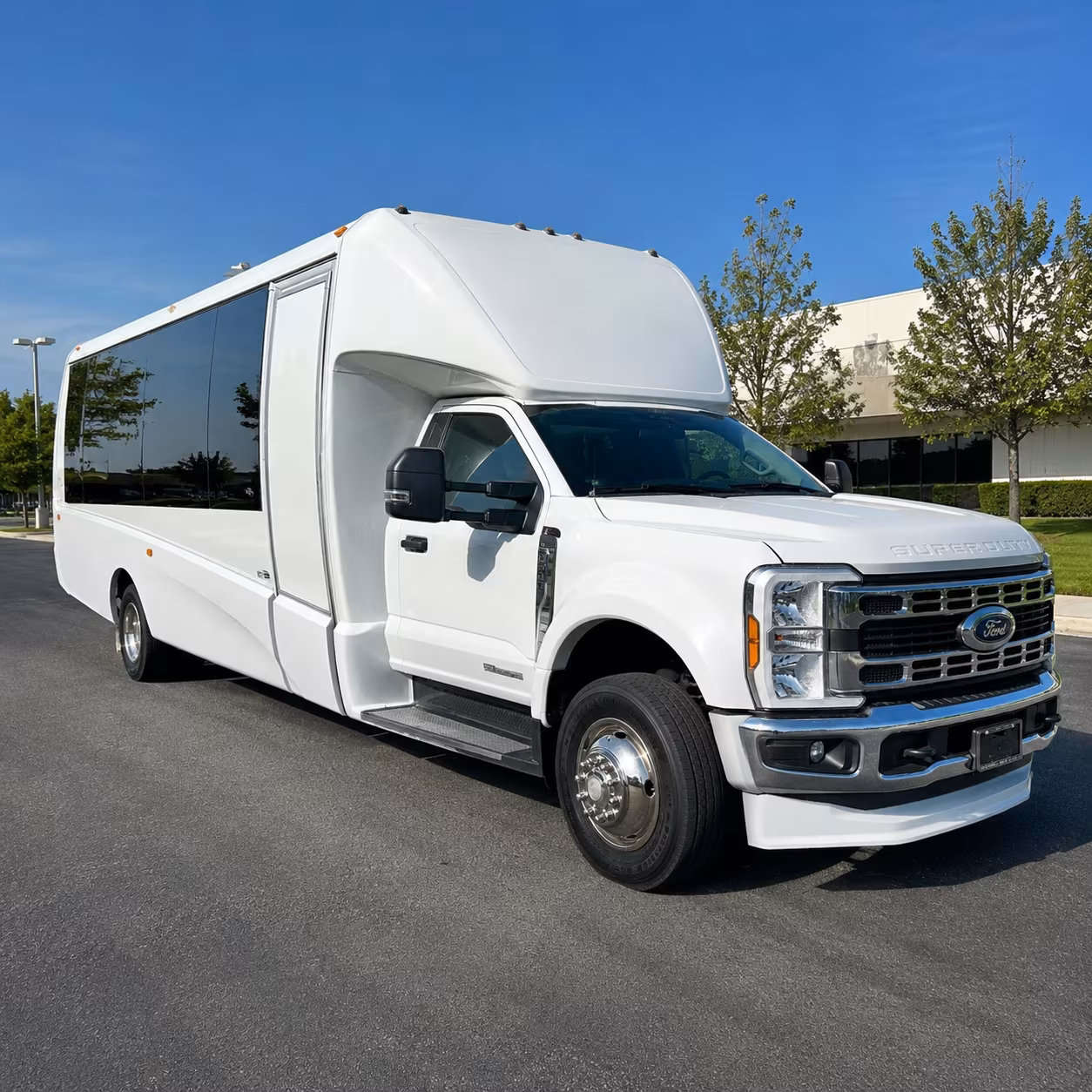 wedding buses and shuttle services for marietta celebrations
